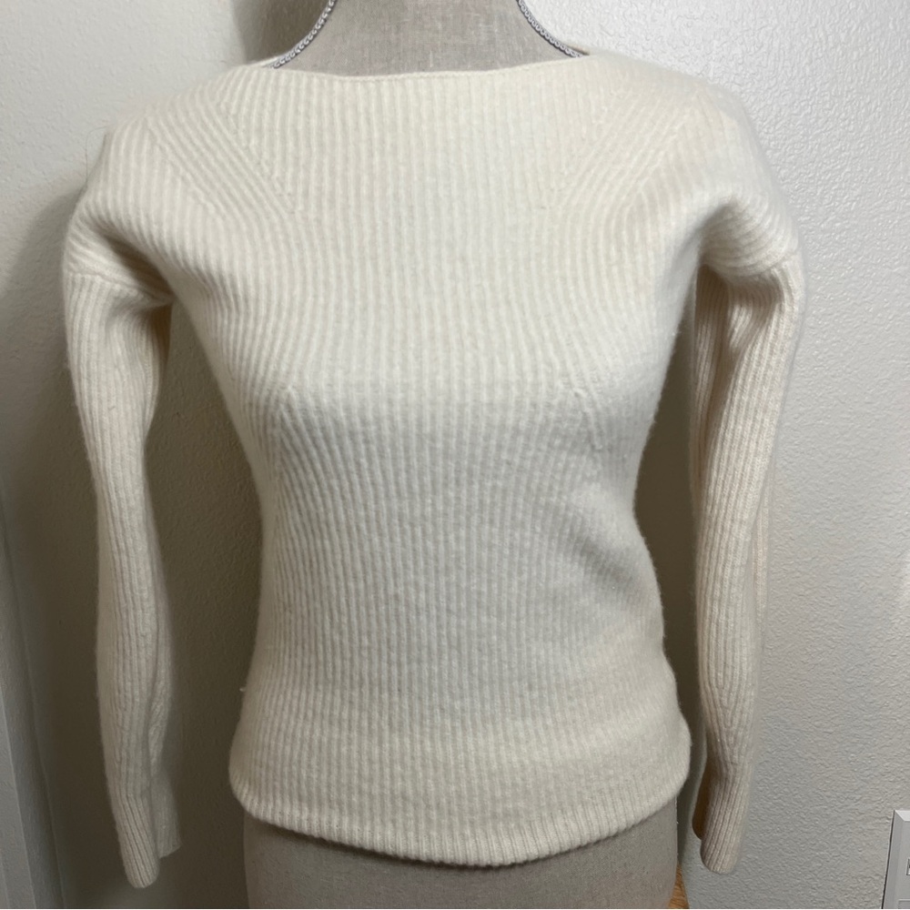 A/X Armani Exchange Women’s Cream Ribbed Sweater, size XS